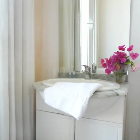 Alexandra - Boutique 3*