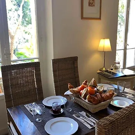Alexandra - Boutique 3*